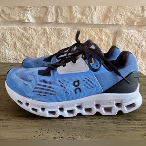 On Cloudstratus Women's Running Shoes (8)
